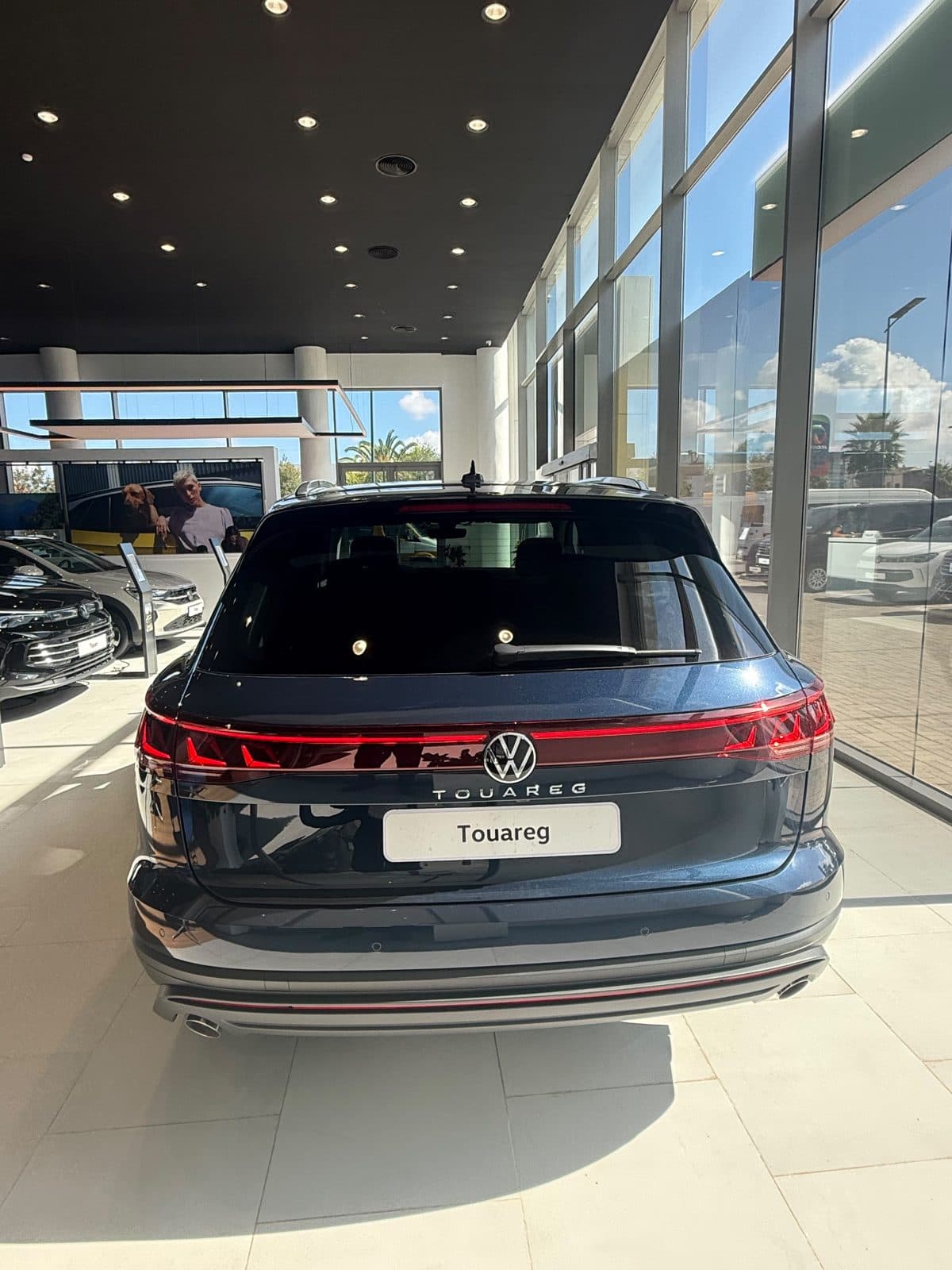 Volkswagen Touareg, vue arrière avec bandeau lumineux